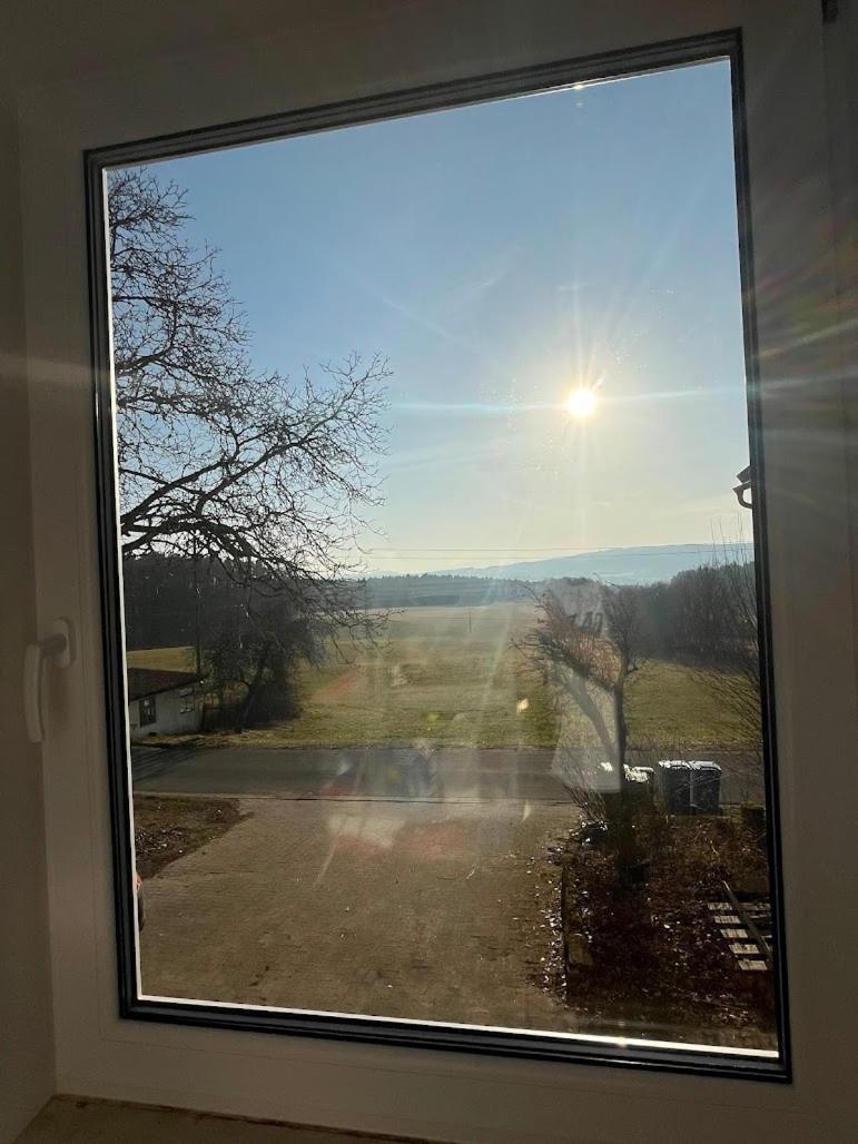 Neu Renovierte Wohnung Mit Traumaussicht & Natur Pur Schnabelwaid ภายนอก รูปภาพ